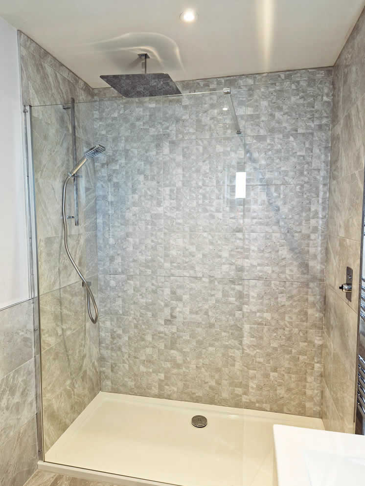 FOR SALE 5 Houses in Gorsedd, Flintshire. Sale Agreed on No 1 Kartre